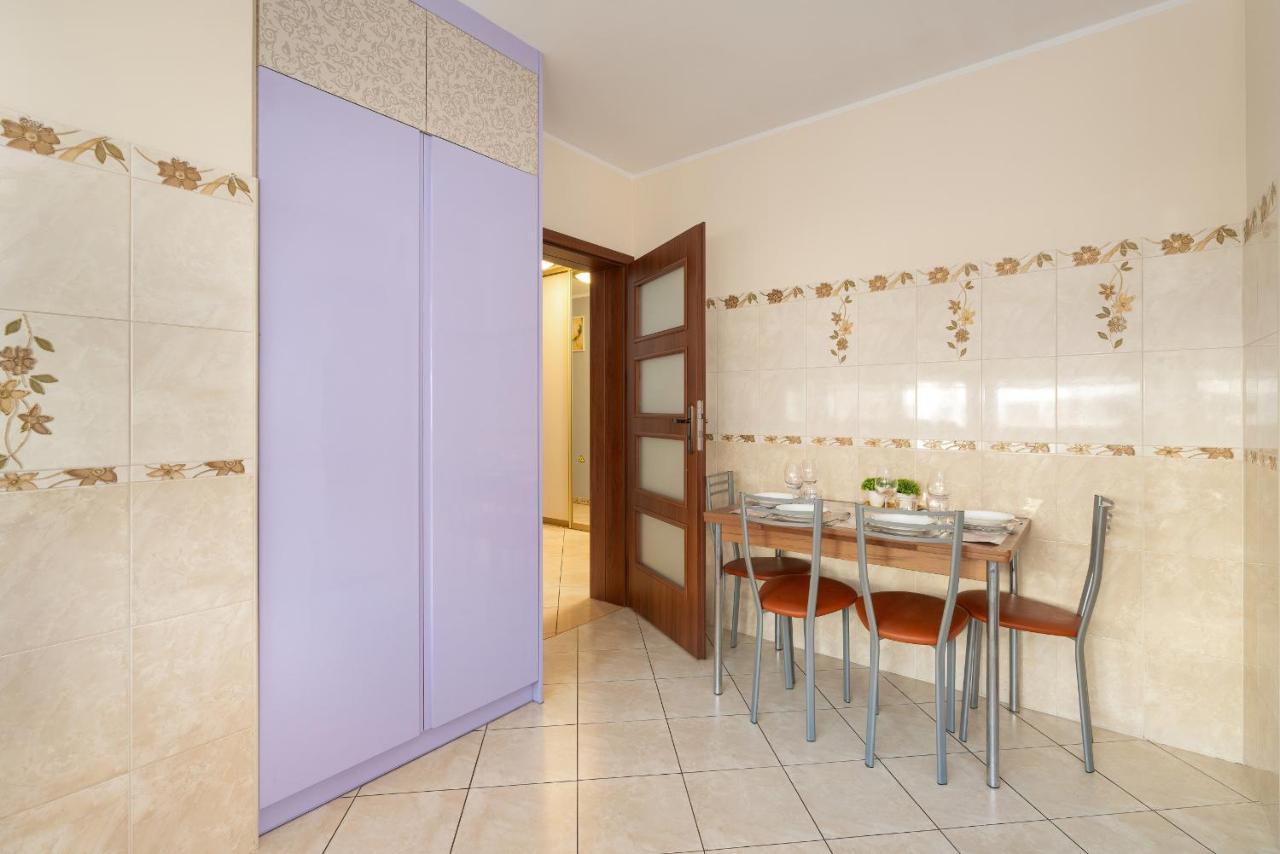 Comfortable Wojskowa Apartment By Noclegi Renters Poznan Luaran gambar